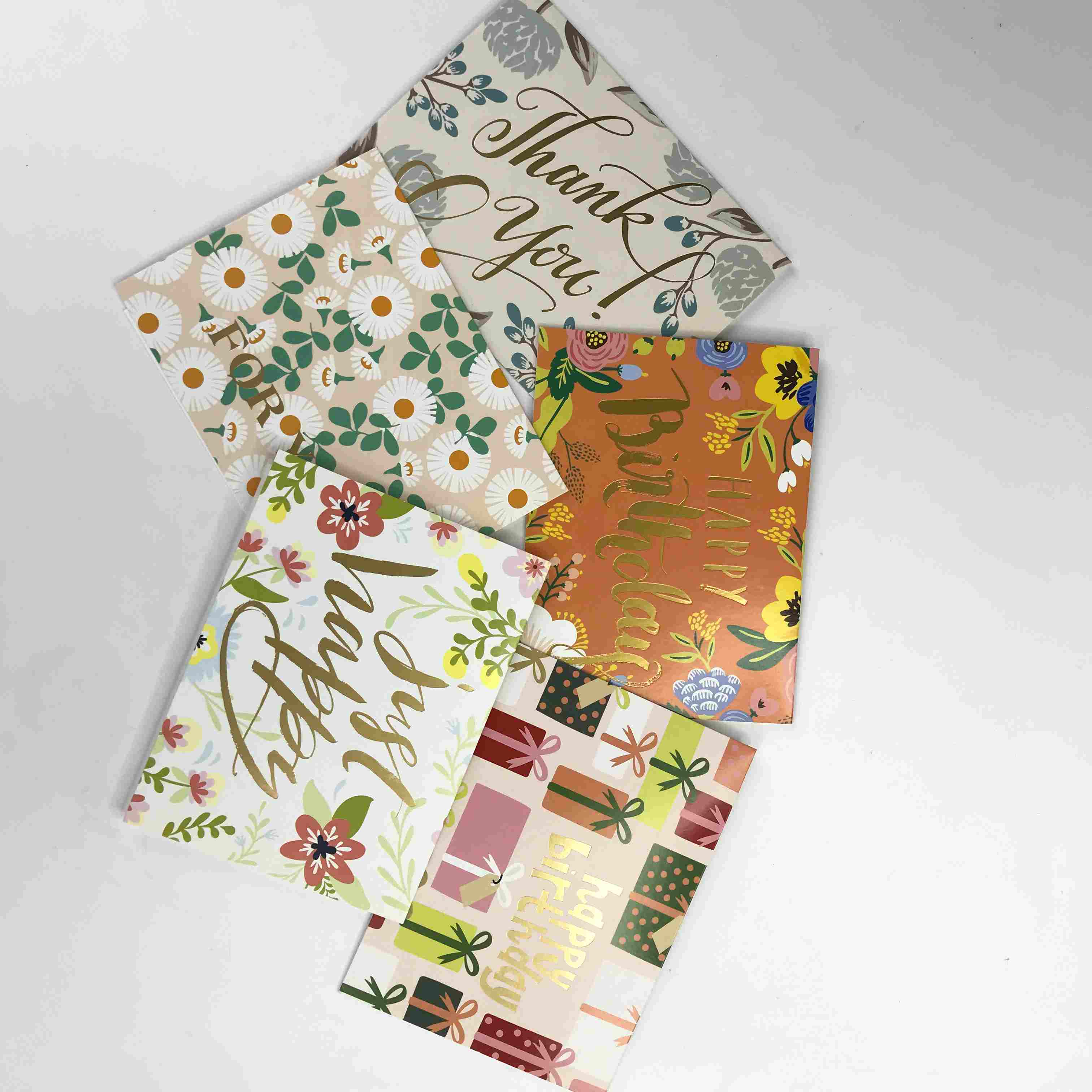 Kuvertkortpapper: höja din kommunikationsupplevelse och intryck